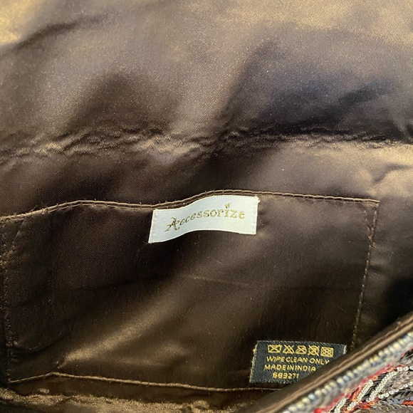 Artisan Leaf Sequin & Beaded purse - Picture 2 of 3